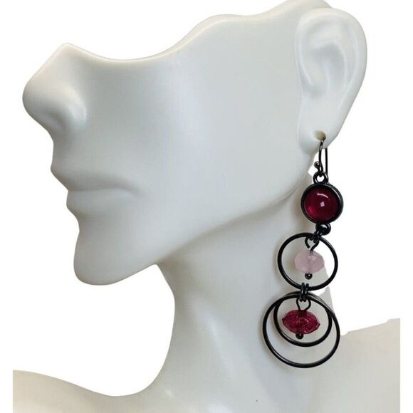 Fuchsia Pink Acrylic Beaded Round Gunmetal 3 Ring Dangle Drop Earrings - Picture 2 of 5